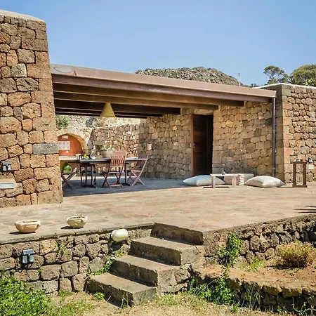 Dammuso Meraki Villa *
